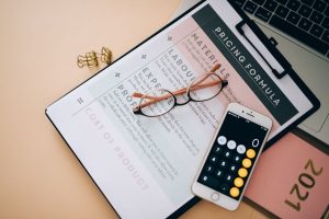 Tracking COGS: A Guide for Creative Entrepreneurs