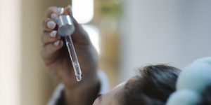 After a Skincare Formula Change: Run a 30-Day Customer Feedback Review